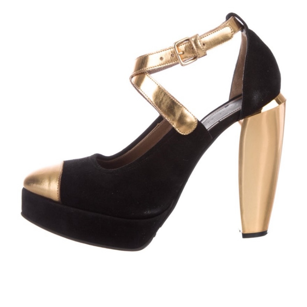 Marni Suede Pumps